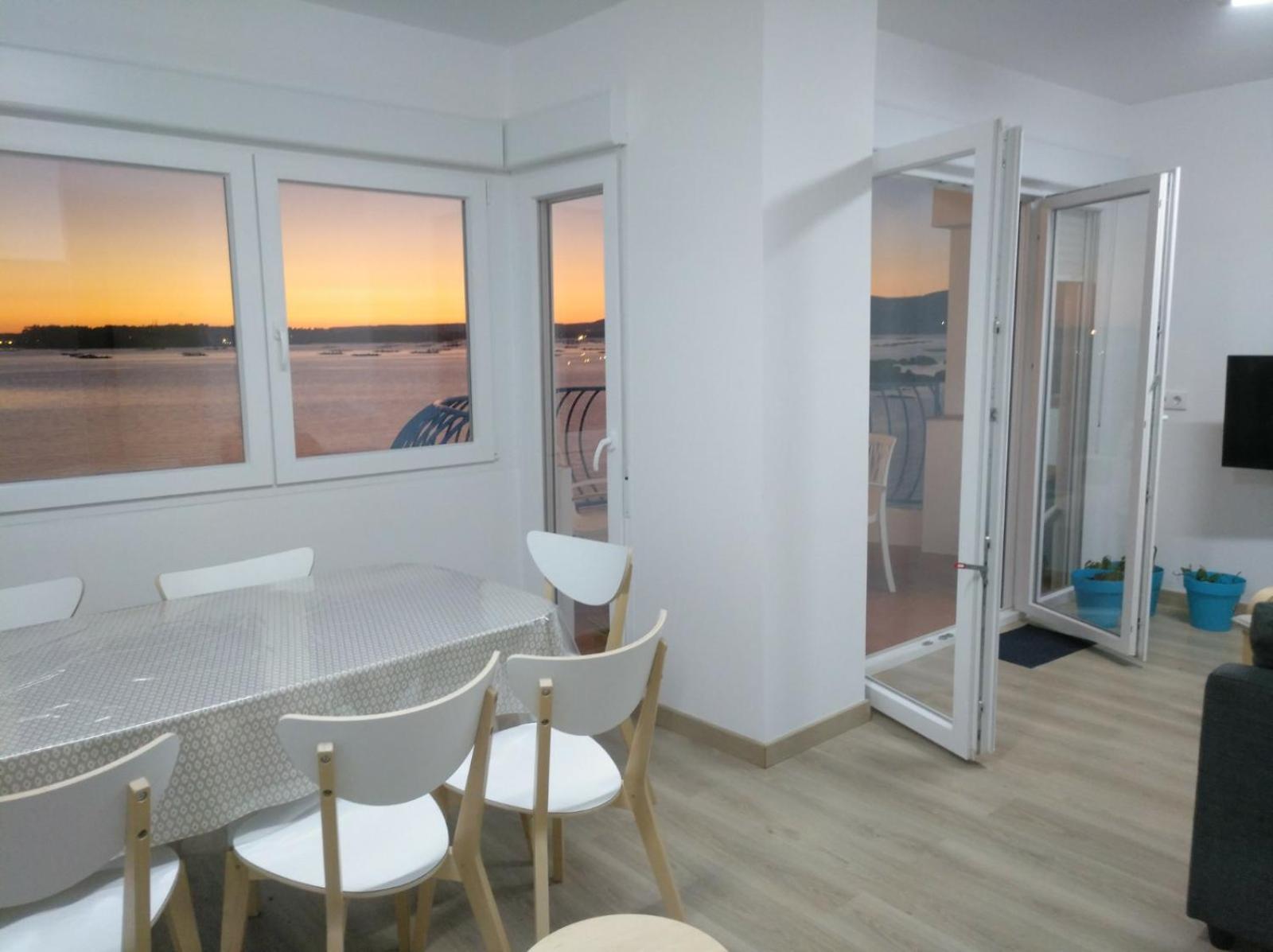Apartamentos Poniente Villanueva De Arosa Luaran gambar