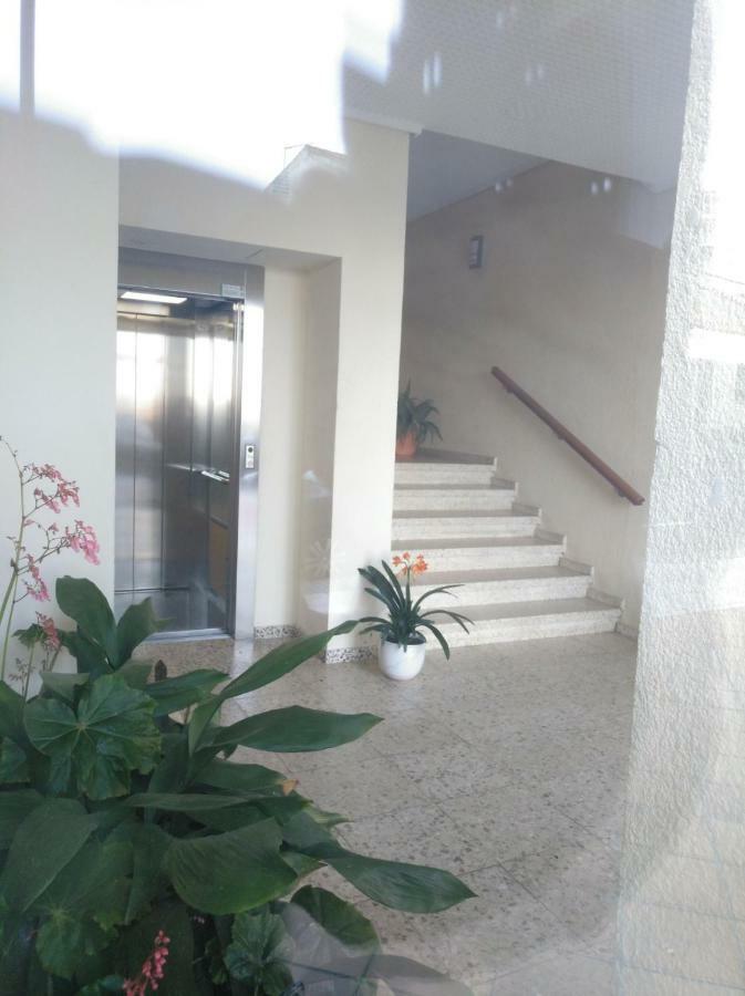 Apartamentos Poniente Villanueva De Arosa Luaran gambar
