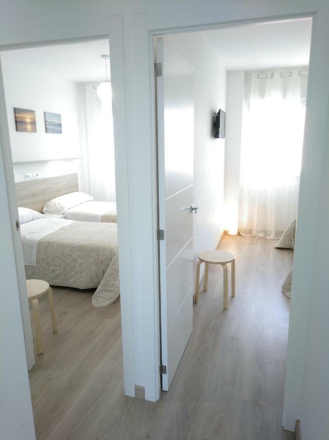 Apartamentos Poniente Villanueva De Arosa Luaran gambar