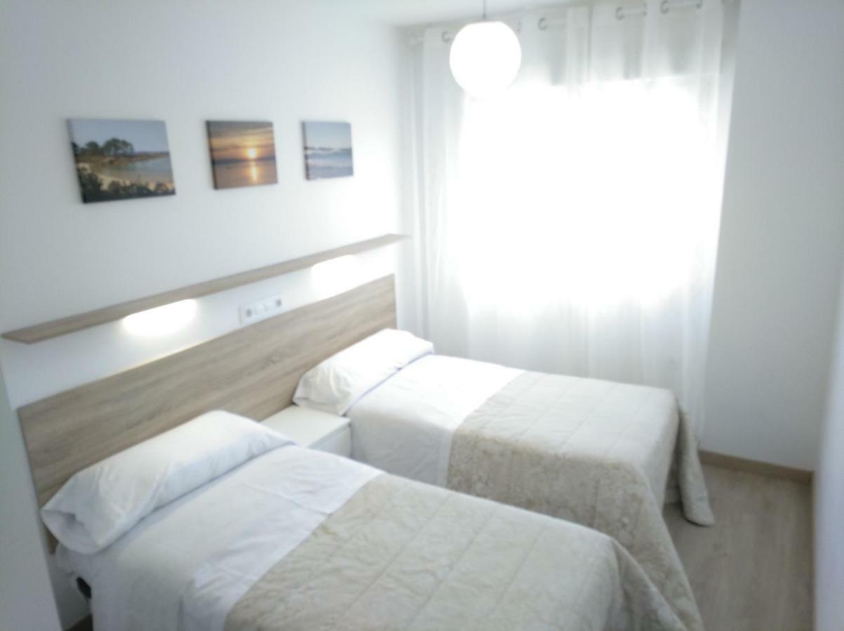 Apartamentos Poniente Villanueva De Arosa Luaran gambar